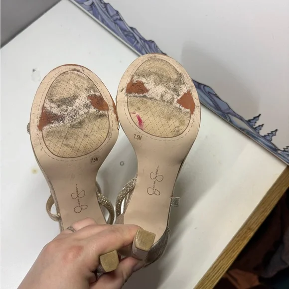 Jessica Simpson Gold Strappy Heels - Picture 3 of 3